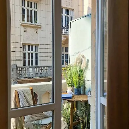 Apartment Leoclassic With Balcony In Center Lemberg