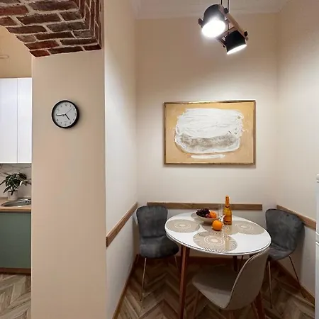 Leoclassic With Balcony In Center Lemberg