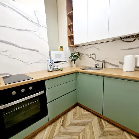 Apartament Leoclassic With Balcony In Center *