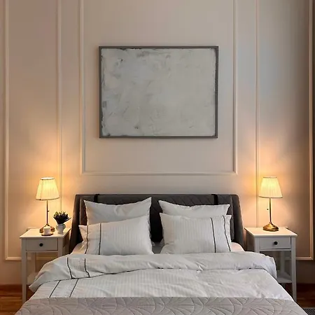 Leoclassic With Balcony In Center * Lviv