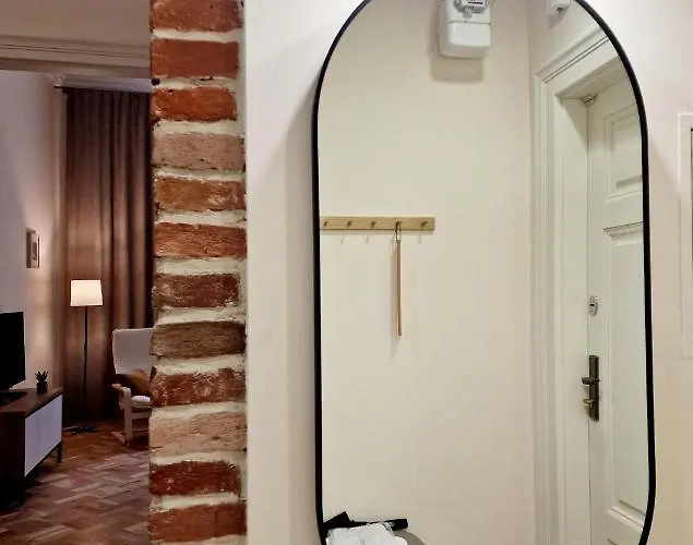 Апартаменты Leoclassic With Balcony In Center Львов