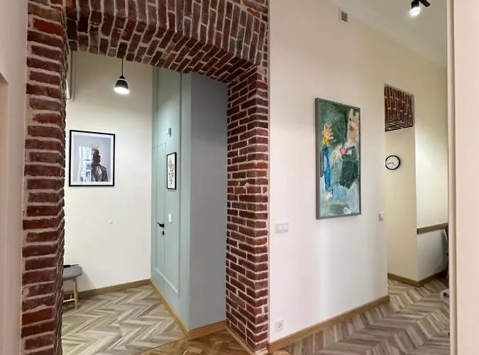 Апартаменты Leoclassic With Balcony In Center Львов