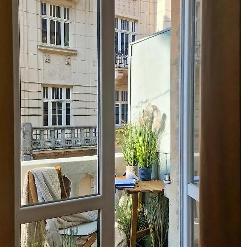 Апартаменты Leoclassic With Balcony In Center Львов