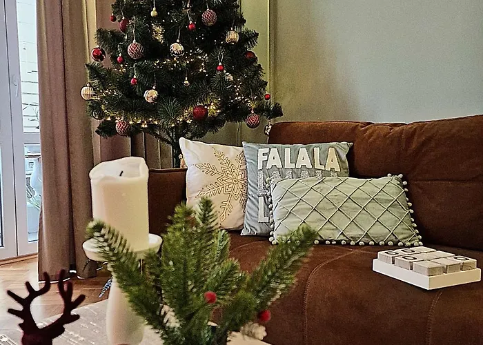 Leoclassic With Balcony In Center Апартаменты